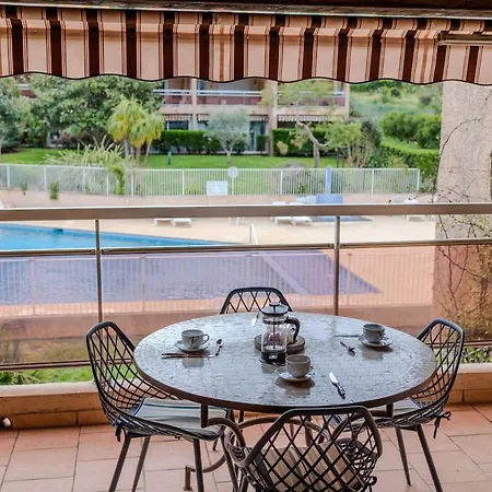 Charme Piscine Terrasse 아파트 르프라데